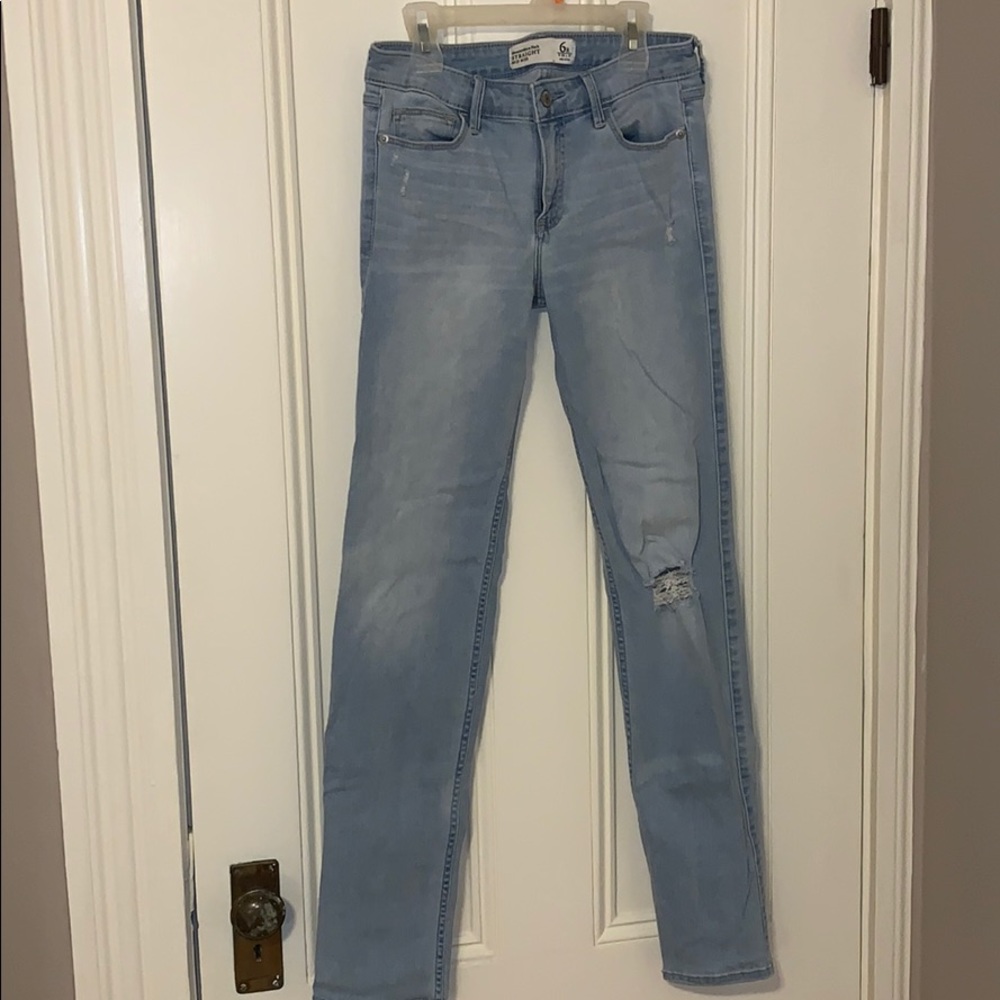 Straight mid rise stretch jeans